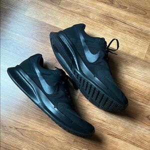 Nike Men's Black Running Shoes